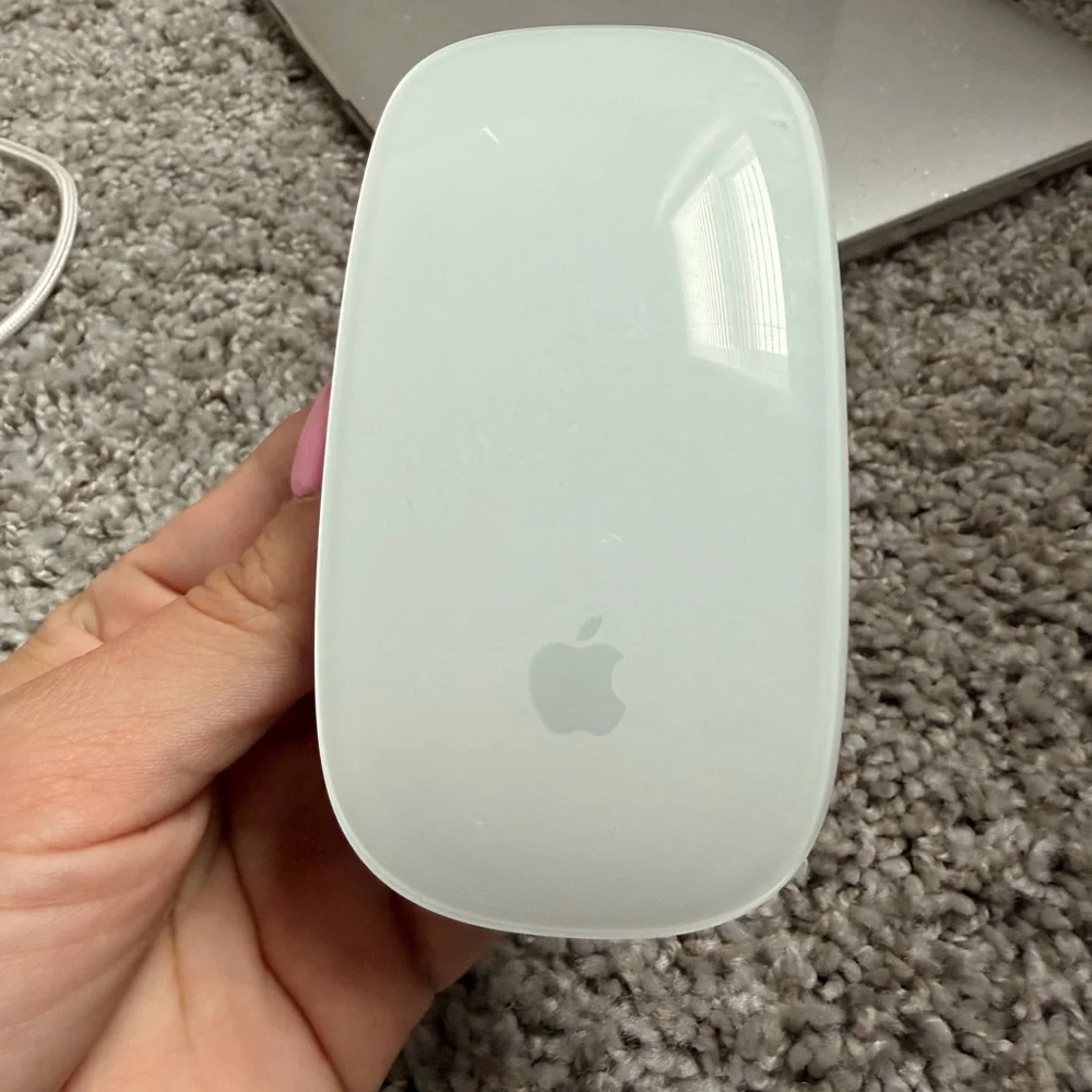 Apple Magic Mouse 2 (Model A1657)